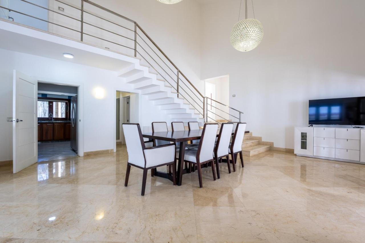 Huge 7-Bedroom Beach Villa With Private Pool - Los Corales Villas Punta Cana Eksteriør billede