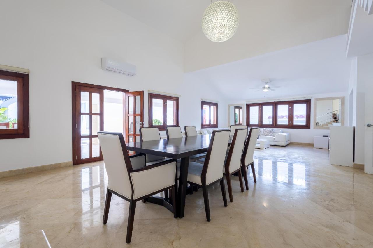 Huge 7-Bedroom Beach Villa With Private Pool - Los Corales Villas Punta Cana Eksteriør billede