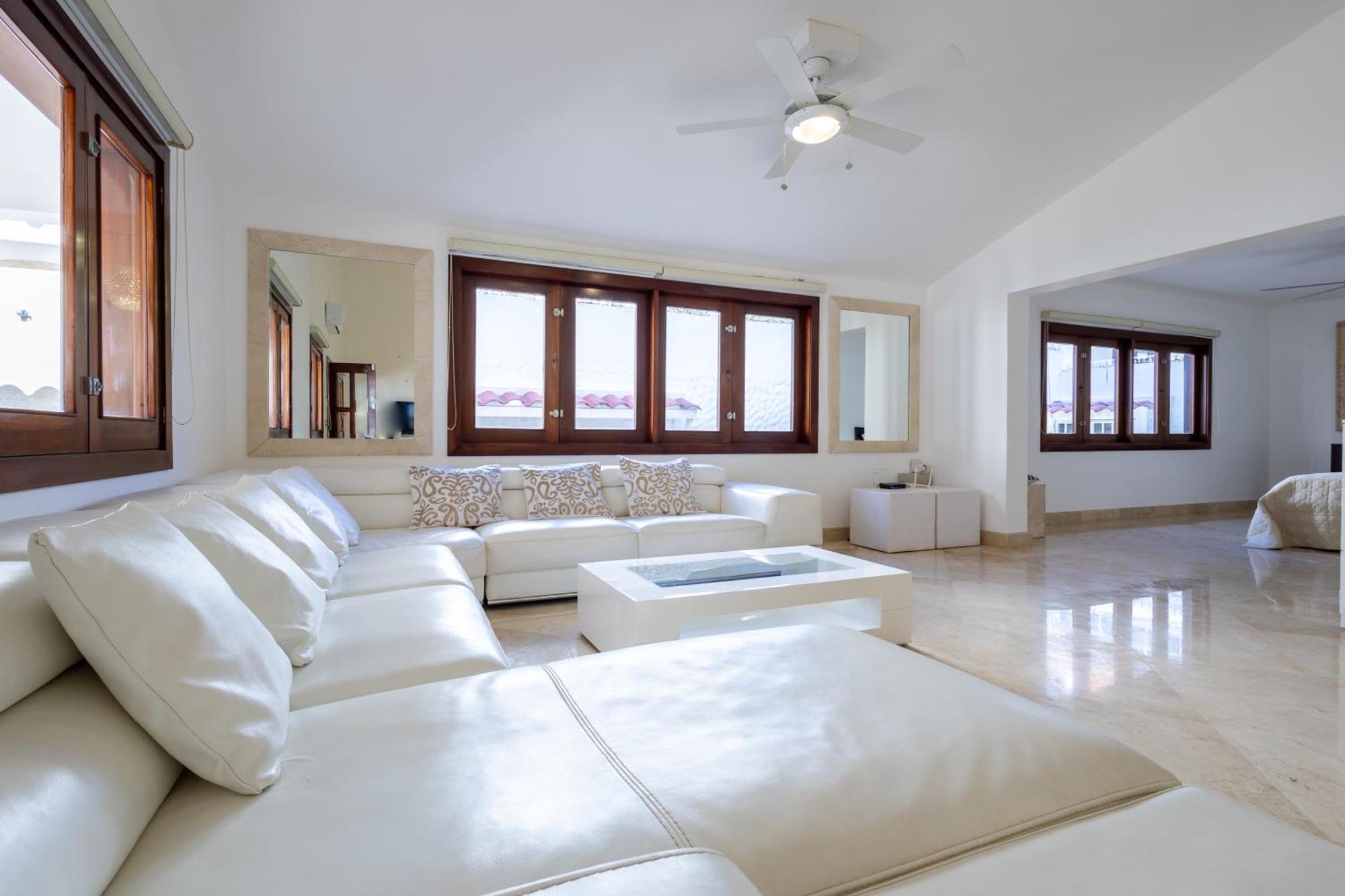 Huge 7-Bedroom Beach Villa With Private Pool - Los Corales Villas Punta Cana Eksteriør billede