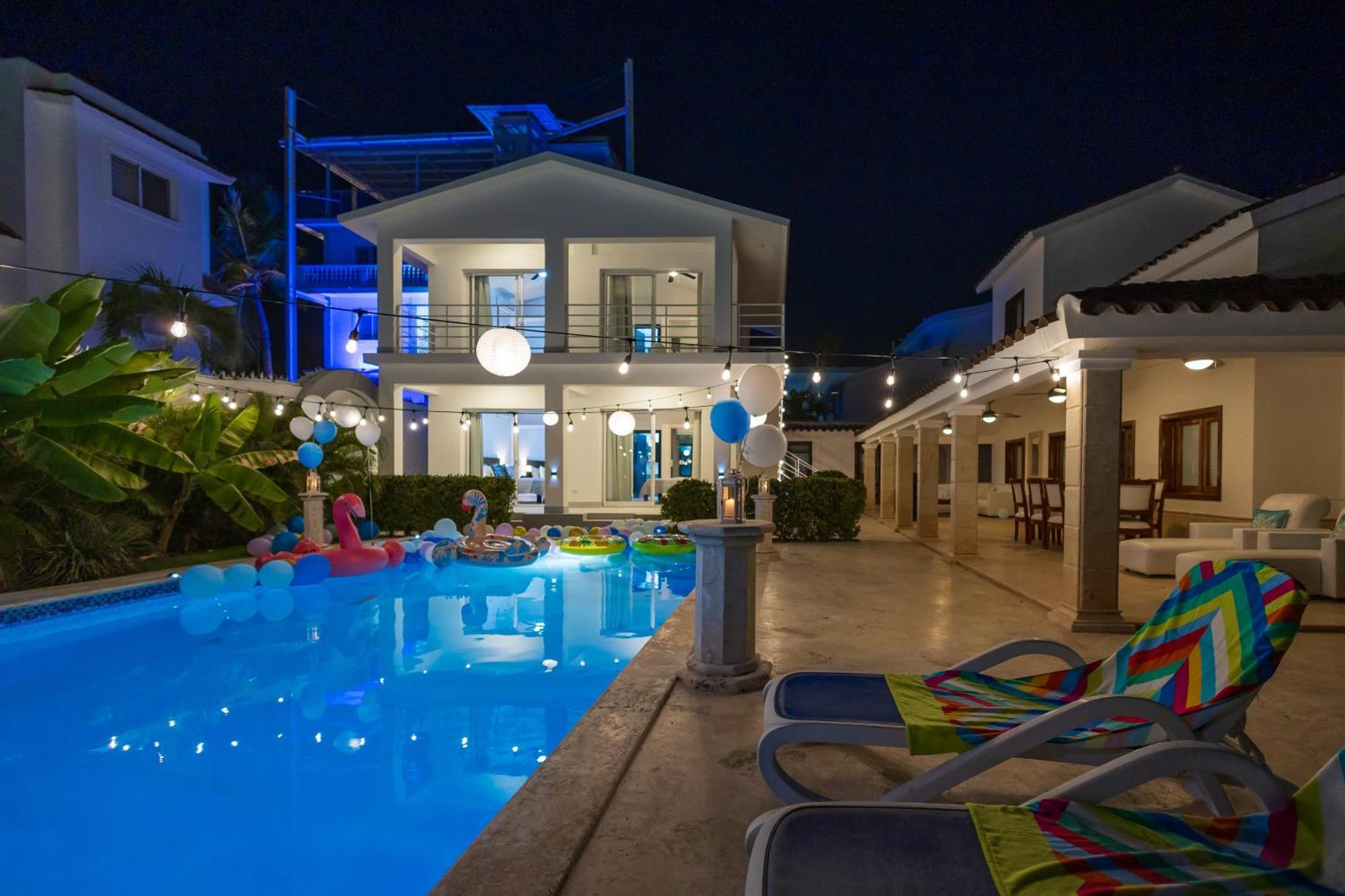 Huge 7-Bedroom Beach Villa With Private Pool - Los Corales Villas Punta Cana Eksteriør billede